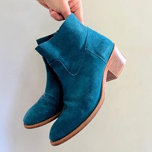 Bensimon suede ankle boots